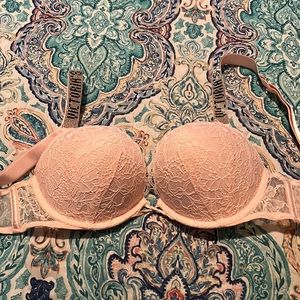 Victoria Secret bombshell bra